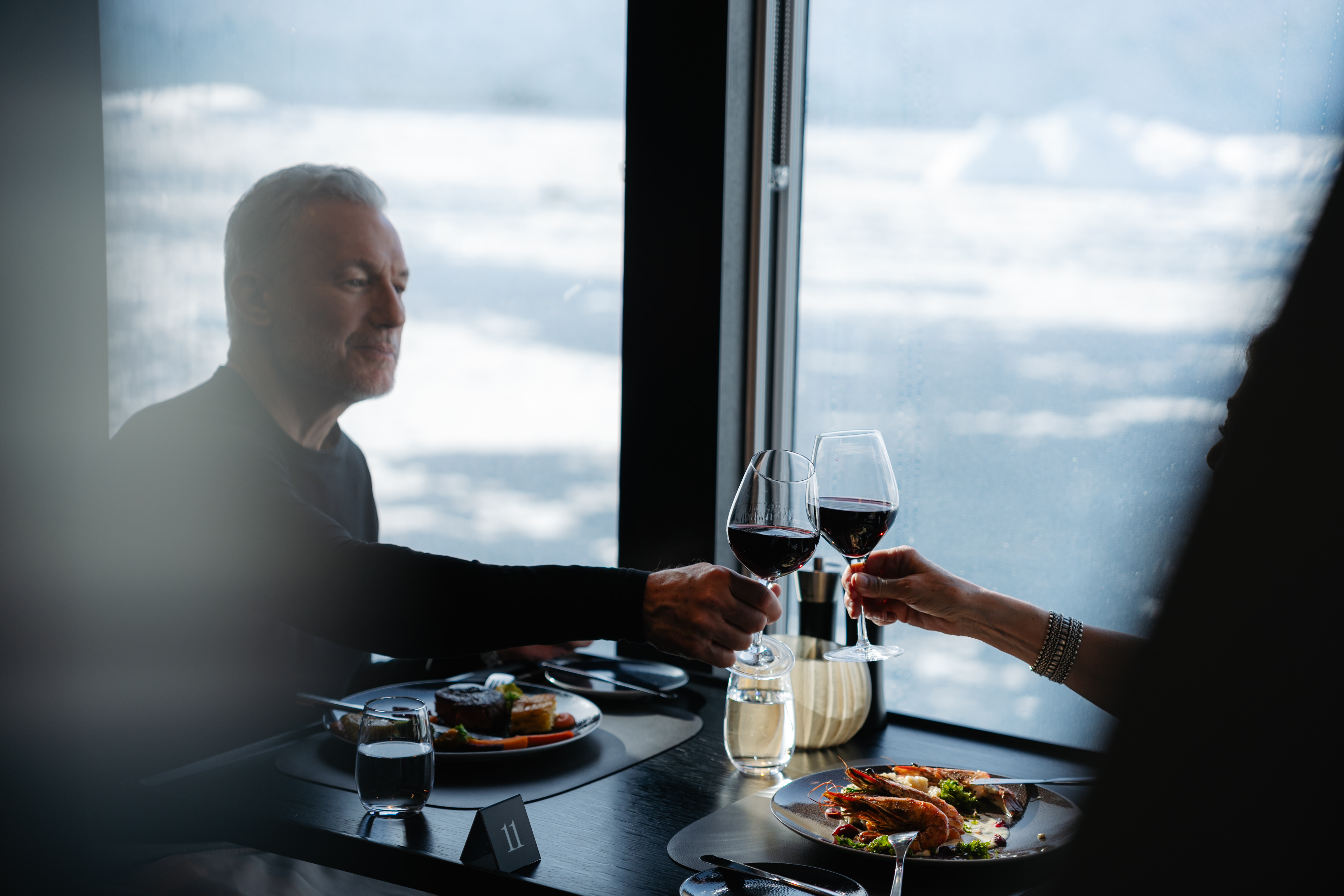 MS Roald Amundsen - Lindstrøm